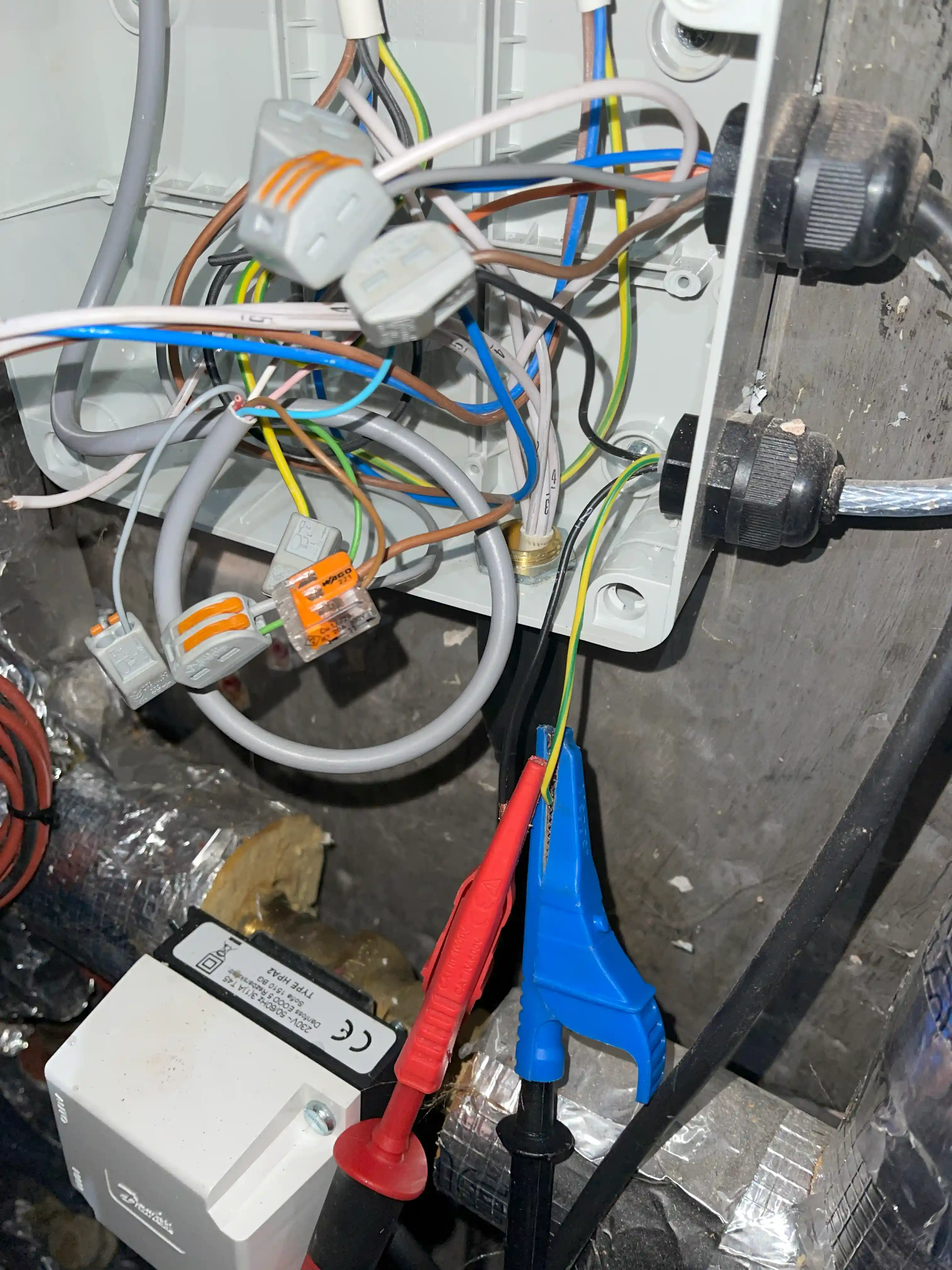 24 Hours Emergency Electrician near Walworth